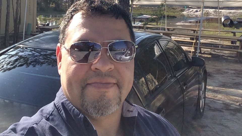 Cancerwise blog post: Non-Hodgkin's lymphoma survivor Edgar Villalta comes to MD Anderson after mantle cell lymphoma diagnosis.