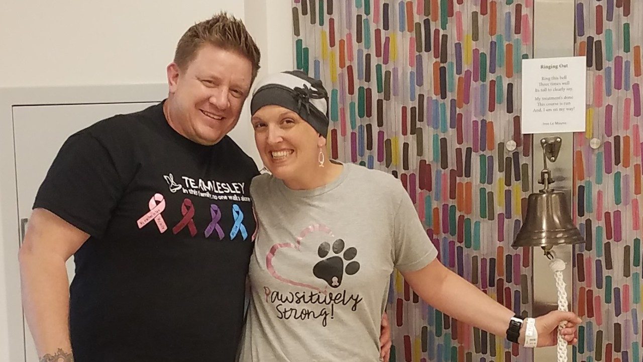 Breast cancer survivor Lesley Zentz and her husband, Gordon