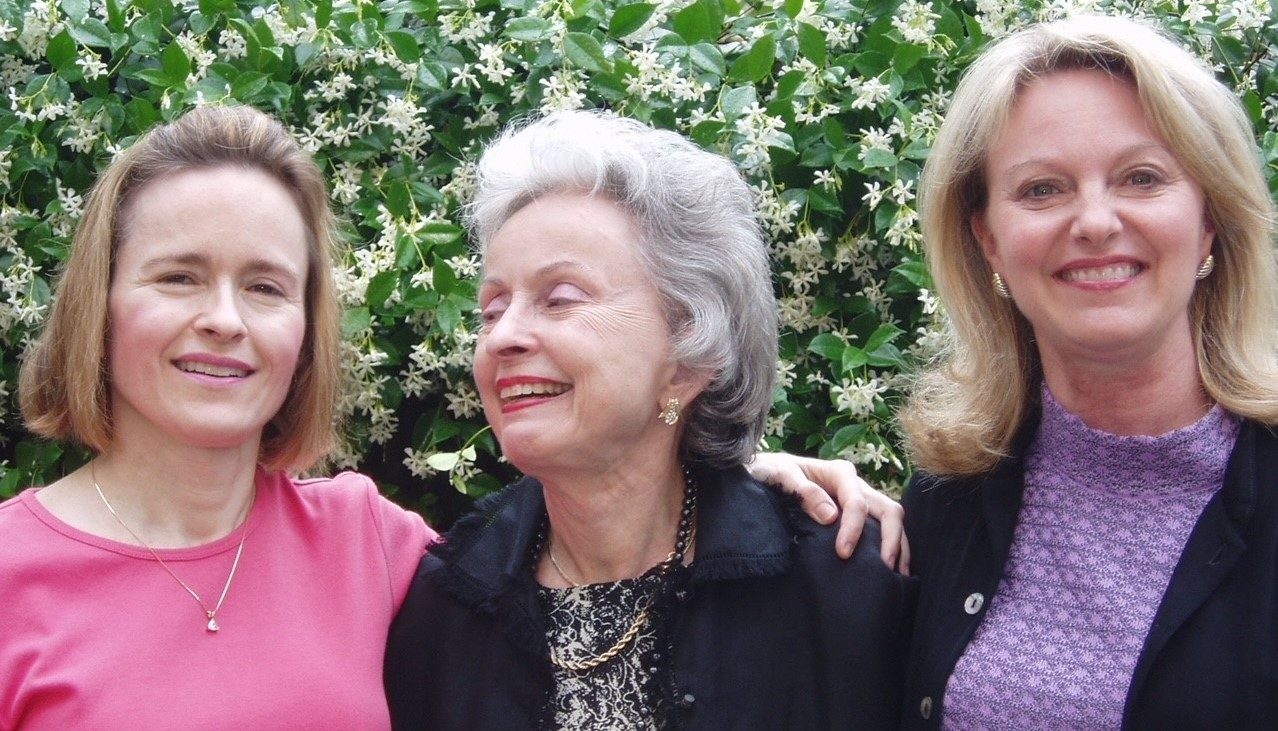 Arlene Holden with her daughters, Gayle Kuoni and Lerryn Carl, on either side of her.