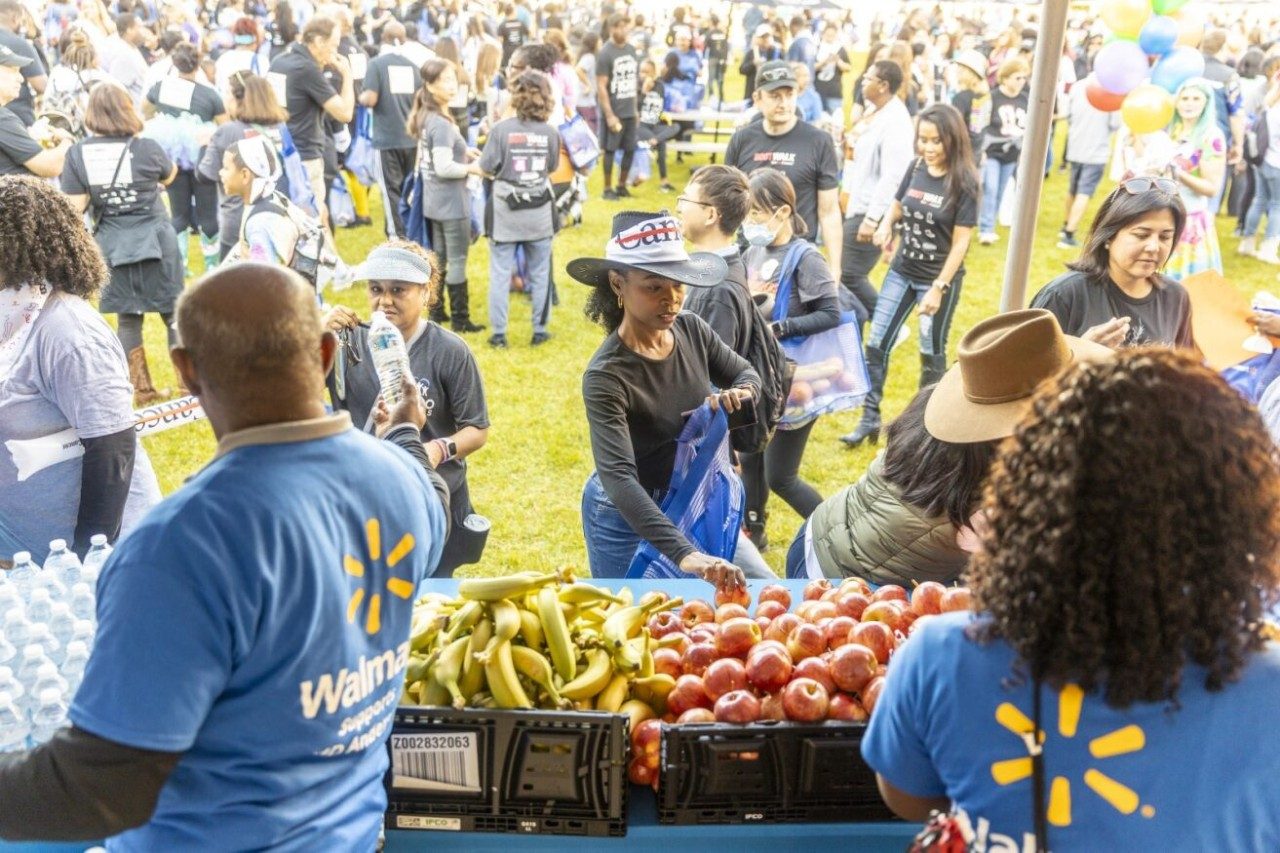 People and fruits