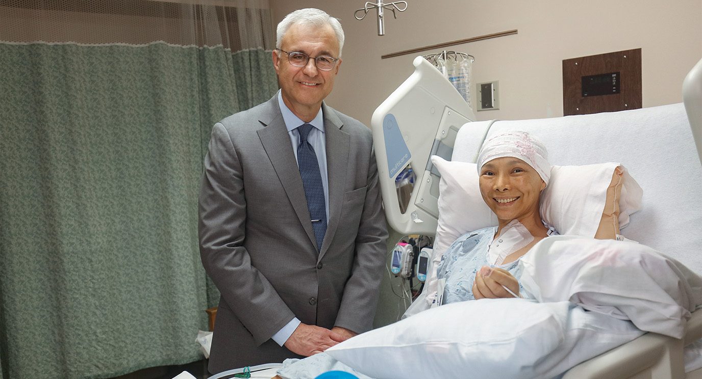 MD Anderson surgeon Reza Mehran, M.D., went to Honolulu to assist in Chang’s surgery.