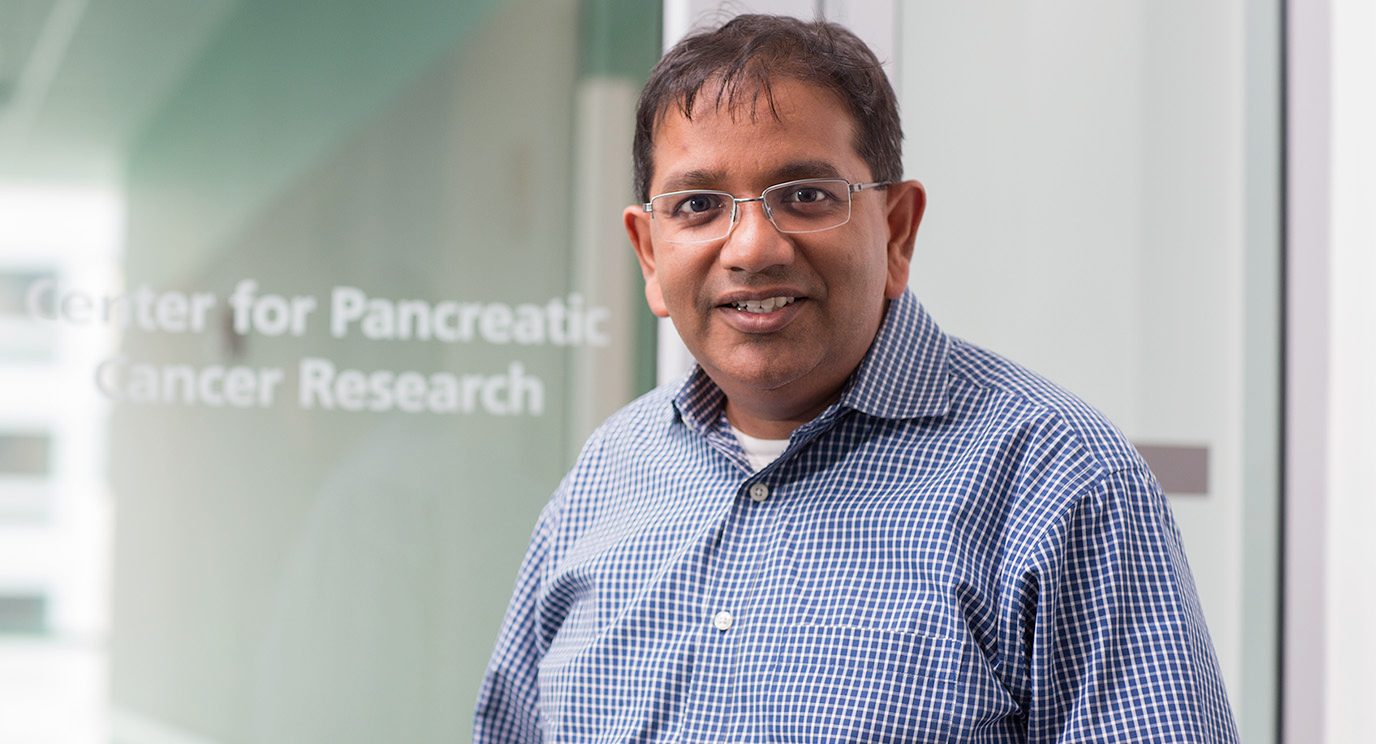 Pancreatic Cancer Moon Shot co-leader Anirban Maitra, M.B.B.S., leads the GENERATE clinical trial, a cutting-edge risk-assessment effort that offers genetic testing to people who have a close relative diagnosed with pancreatic cancer.